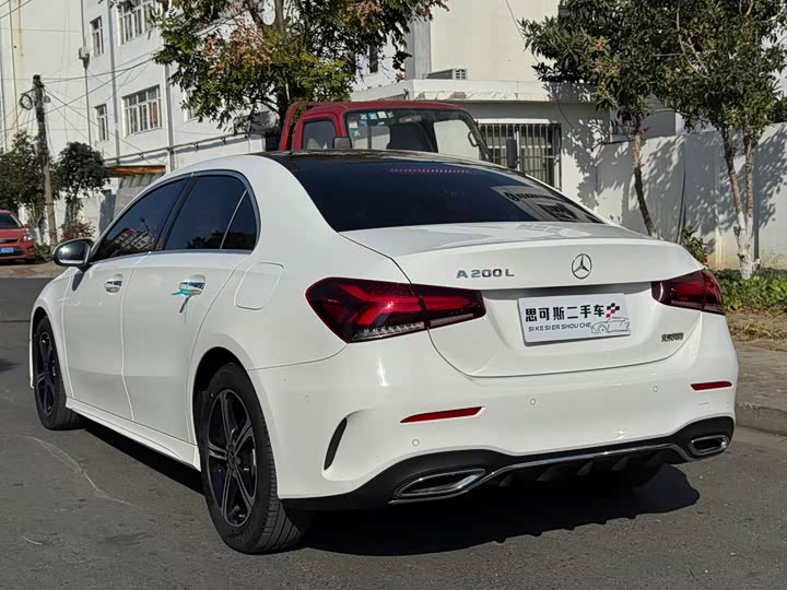 Фото 9 - Mercedes-Benz A-Class