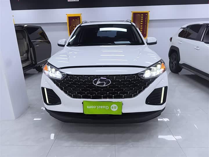 Фото 3 - Hyundai ix35 (Mufasa)