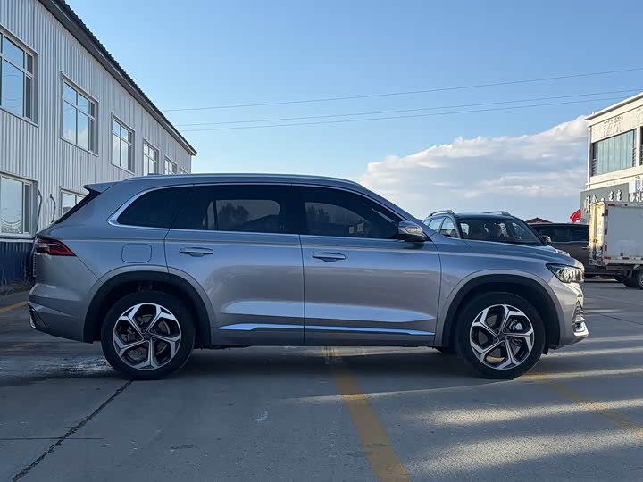 Фото 4 - Geely Monjaro