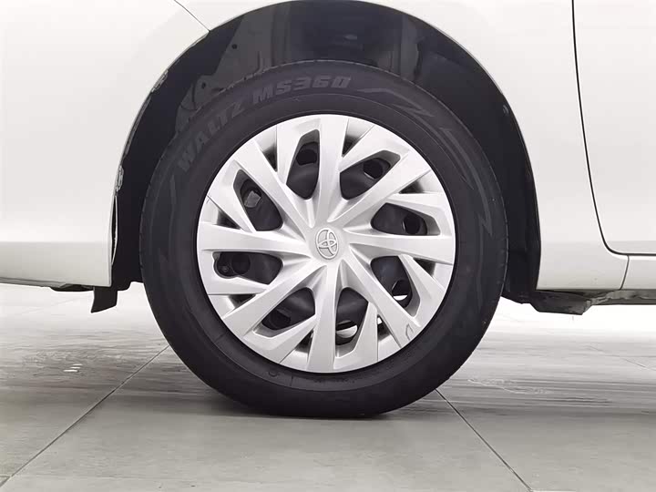 Фото 17 - Toyota Vios