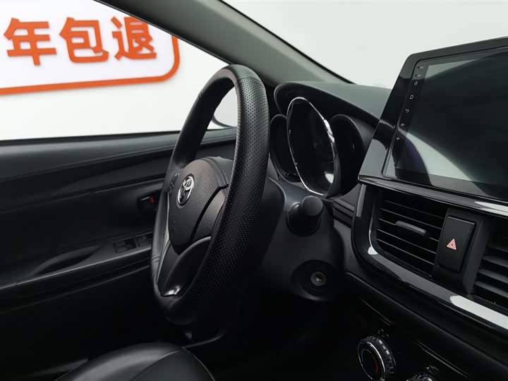 Фото 22 - Toyota Vios