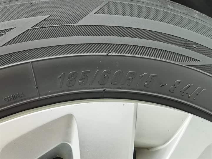 Фото 24 - Toyota Vios