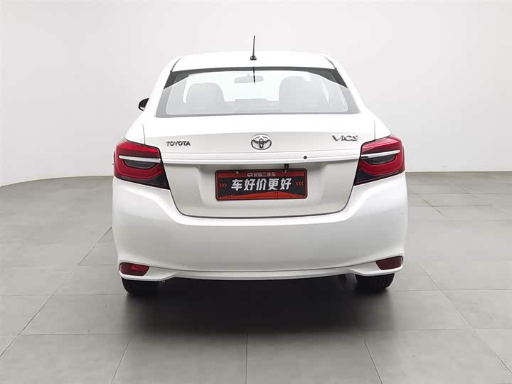 Фото 4 - Toyota Vios