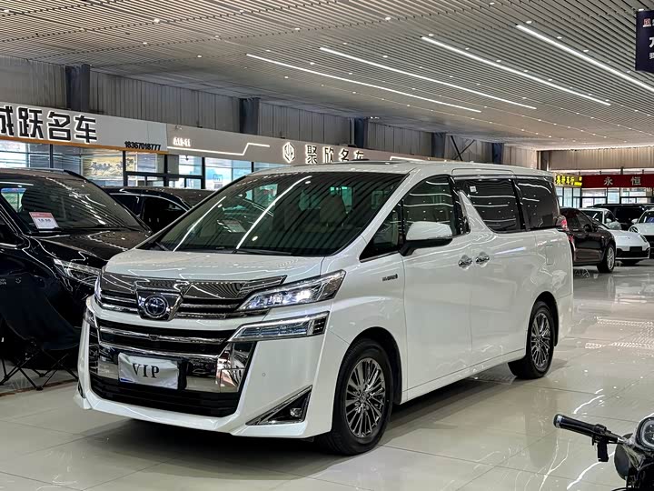 Фото 1 - Toyota Vellfire