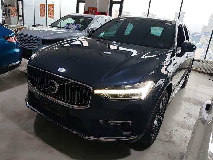 Фото 1 - Volvo XC60