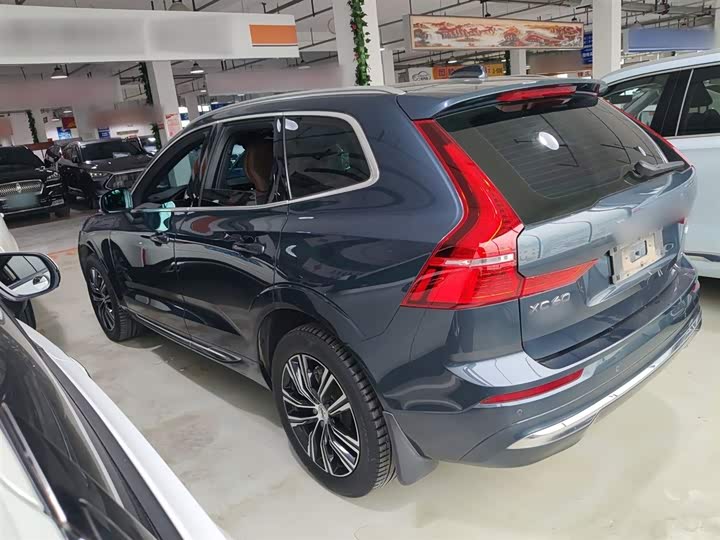 Фото 5 - Volvo XC60