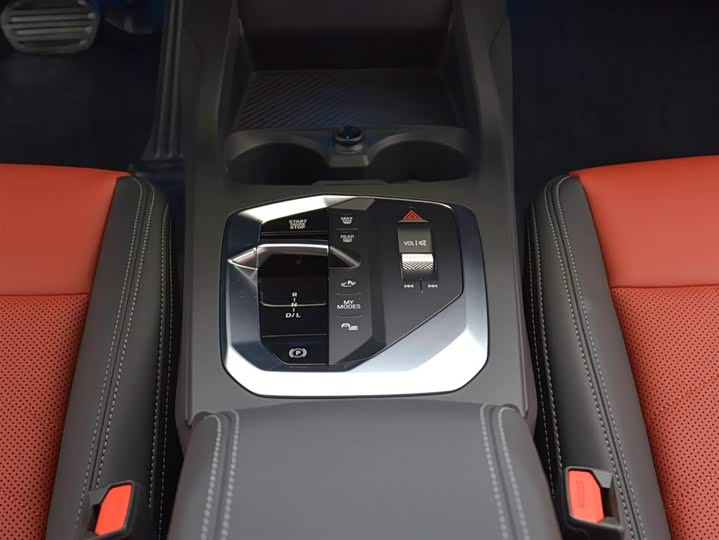 Фото 10 - BMW 2 Series