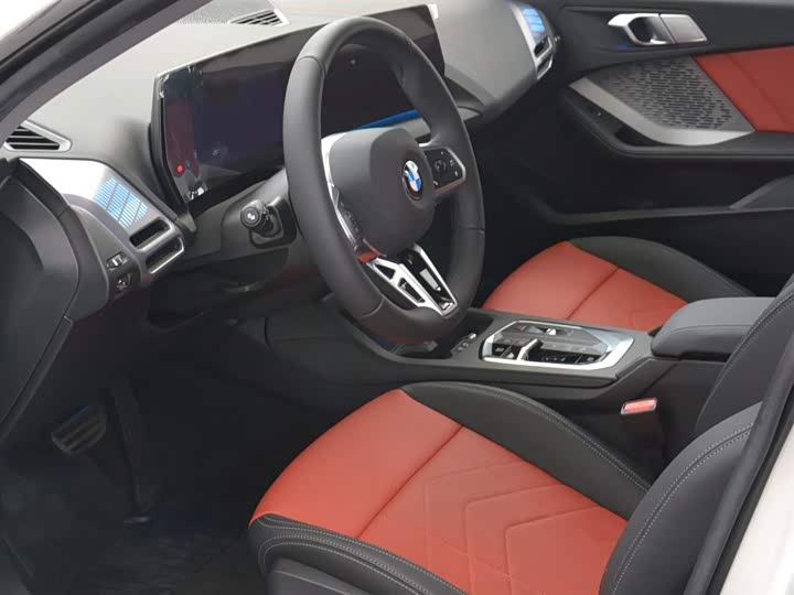 Фото 8 - BMW 2 Series