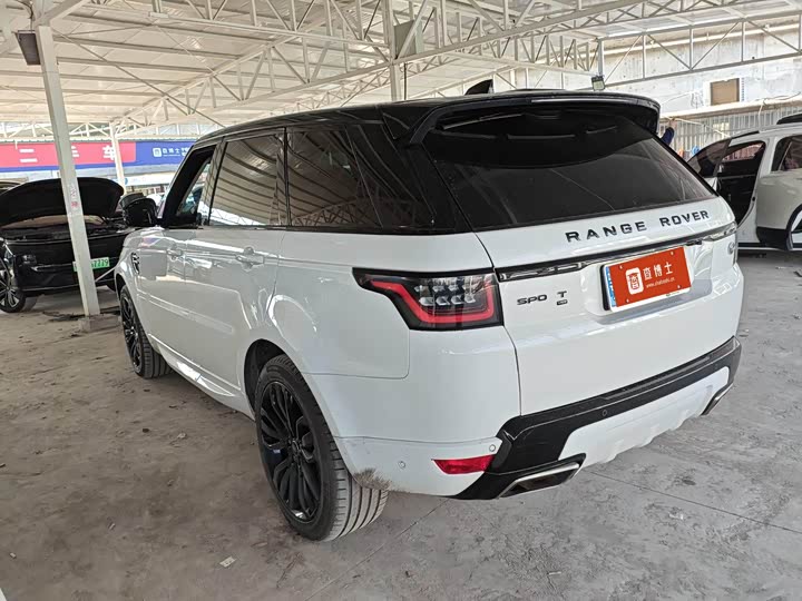 Фото 9 - Land Rover Range Rover Sport