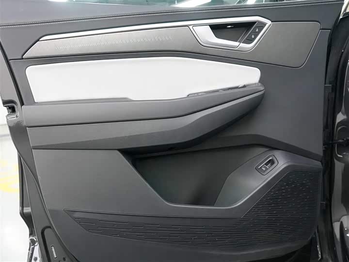 Фото 9 - Volkswagen Talagon