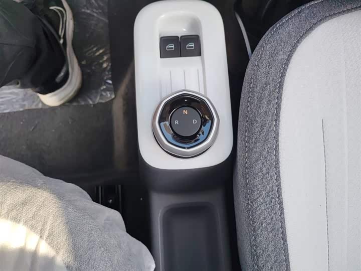 Фото 14 - Geely Galaxy Panda Mini