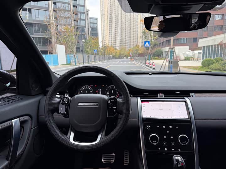 Фото 8 - Land Rover Discovery Sport