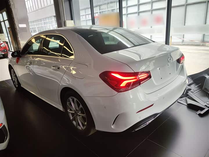 Фото 5 - Mercedes-Benz A-Class