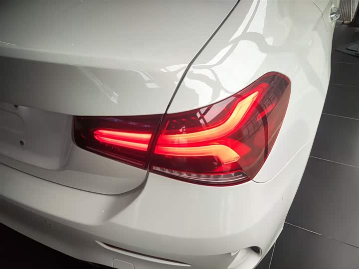 Фото 8 - Mercedes-Benz A-Class