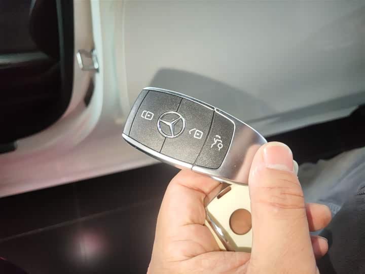 Фото 9 - Mercedes-Benz A-Class