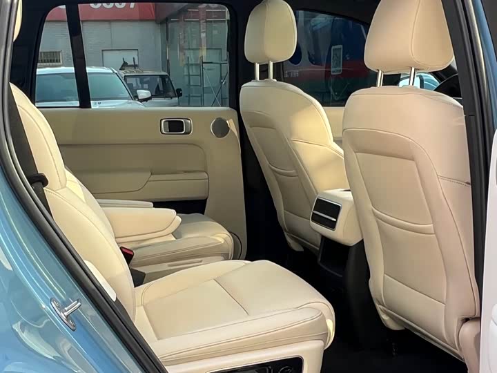 Фото 17 - LiXiang L8