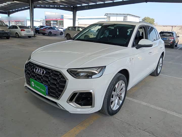 Фото 2 - Audi Q5L