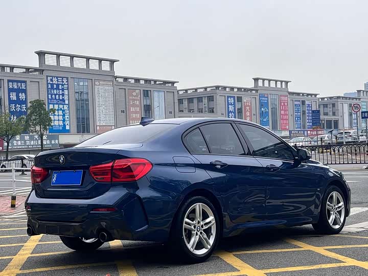 Фото 4 - BMW 1 Series