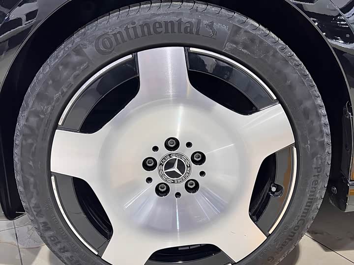 Фото 5 - Mercedes-Benz V-Class