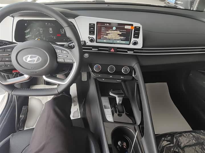 Фото 10 - Hyundai Elantra N line