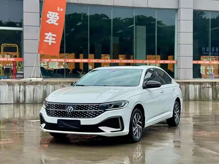 Фото 1 - Volkswagen Lavida