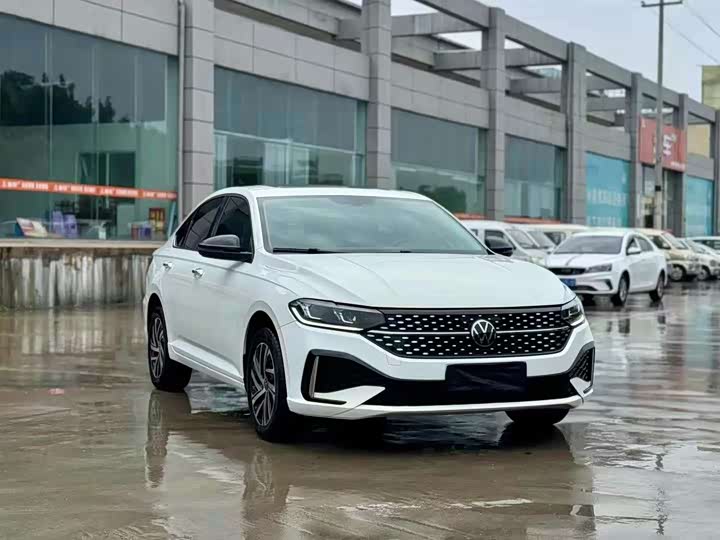 Фото 3 - Volkswagen Lavida