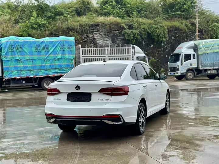 Фото 9 - Volkswagen Lavida