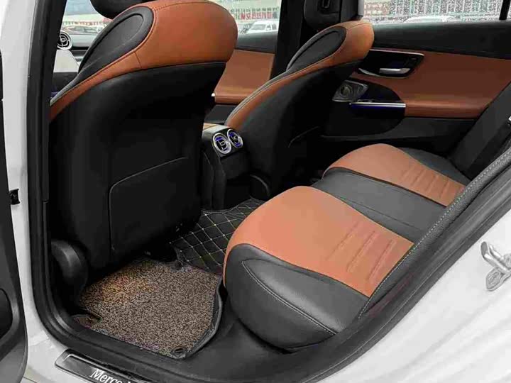 Фото 8 - Mercedes-Benz C-Class Hybrid