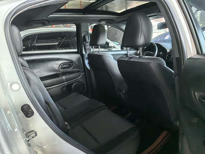 Фото 8 - Honda XR-V