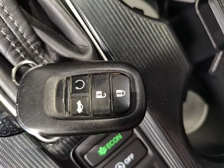 Фото 9 - Honda Civic