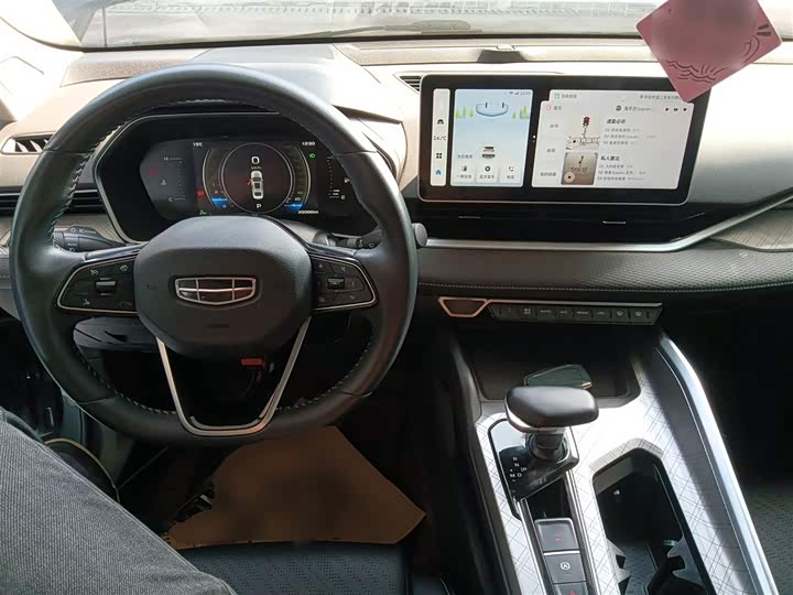 Фото 10 - Geely Preface