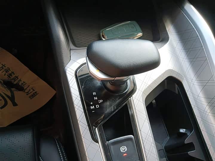 Фото 14 - Geely Preface