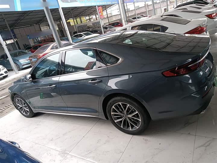 Фото 5 - Geely Preface