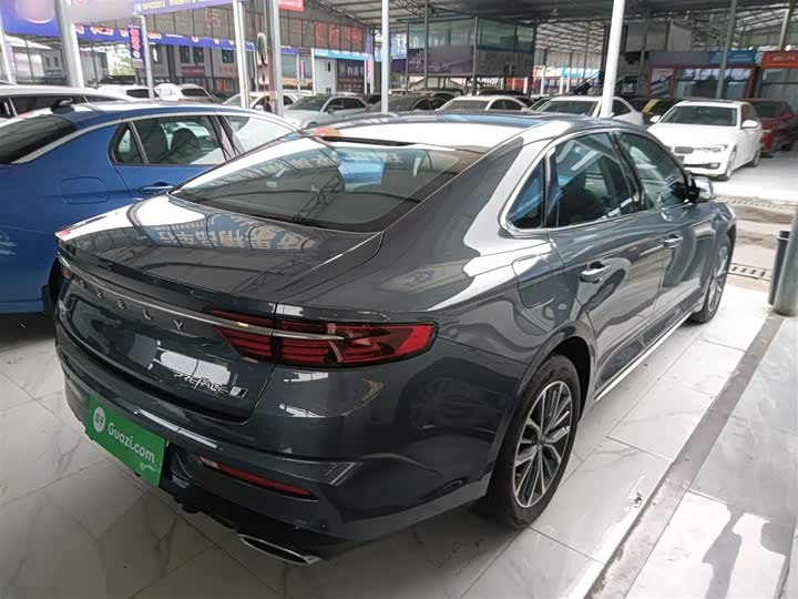 Фото 7 - Geely Preface