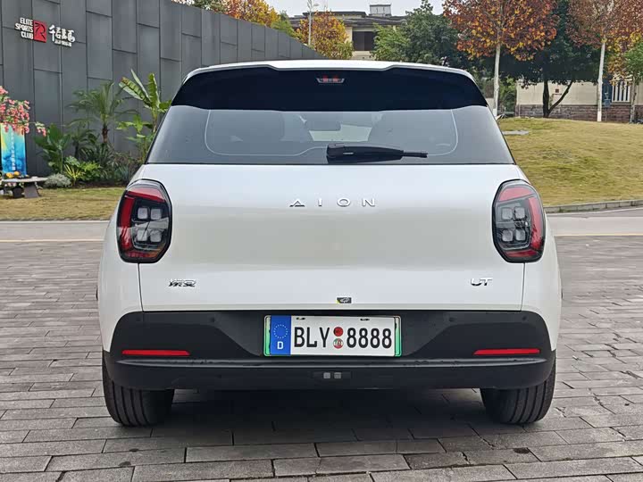 Фото 11 - GAC Aion UT