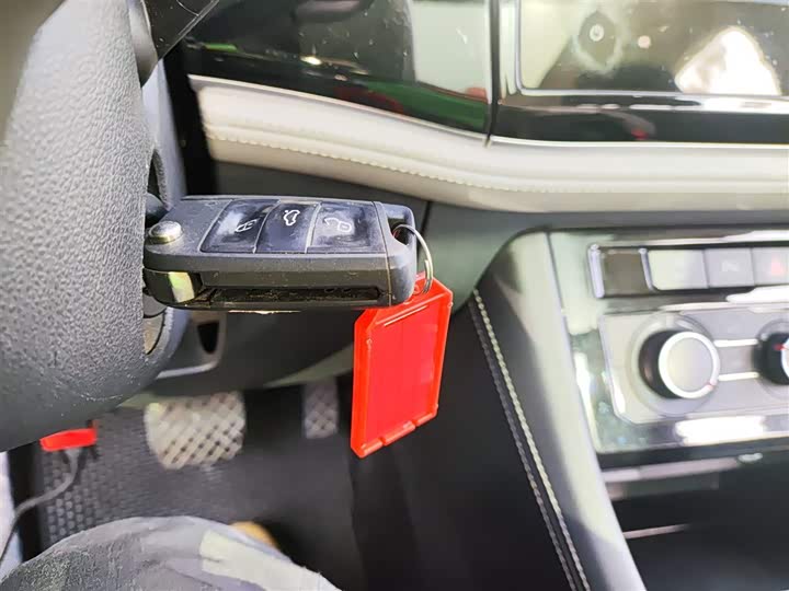 Фото 9 - Jetta VS7