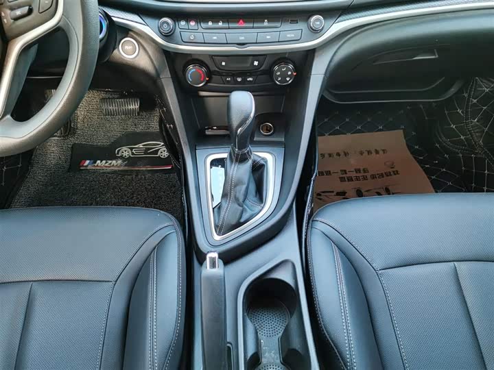 Фото 14 - Buick Excelle GT