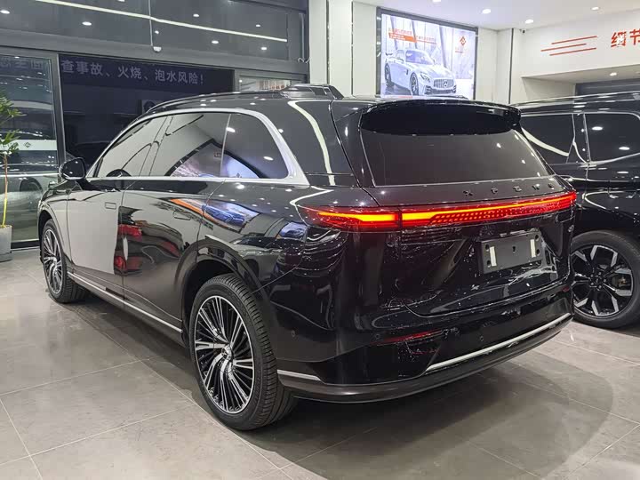 Фото 2 - XPeng G9