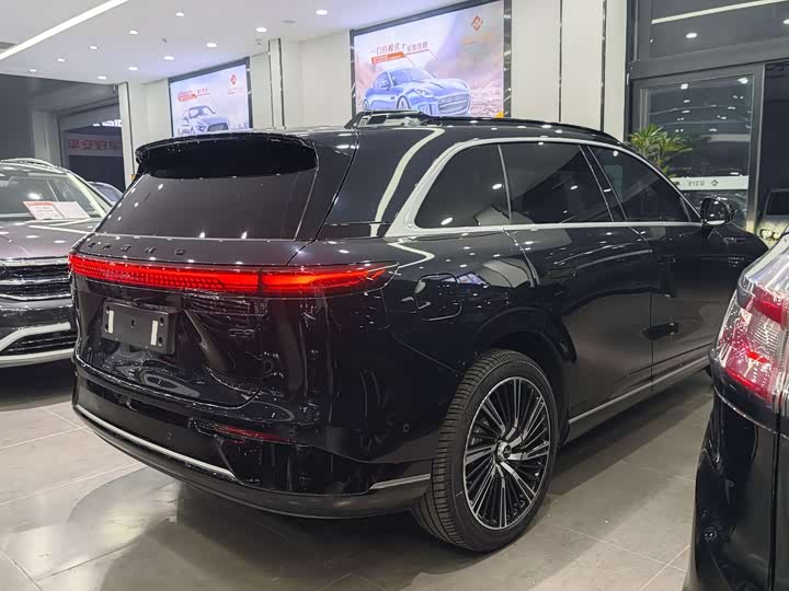 Фото 4 - XPeng G9