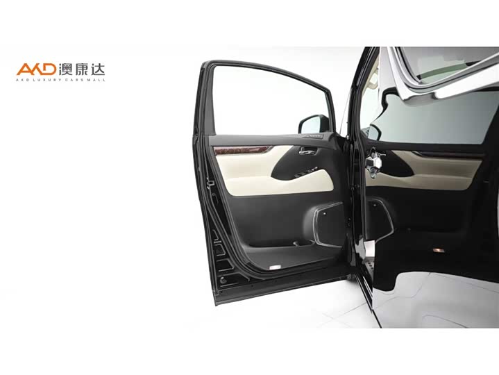 Фото 11 - Toyota Alphard