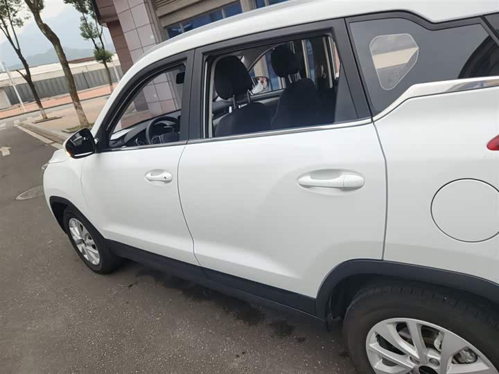 Фото 5 - Beijing X3