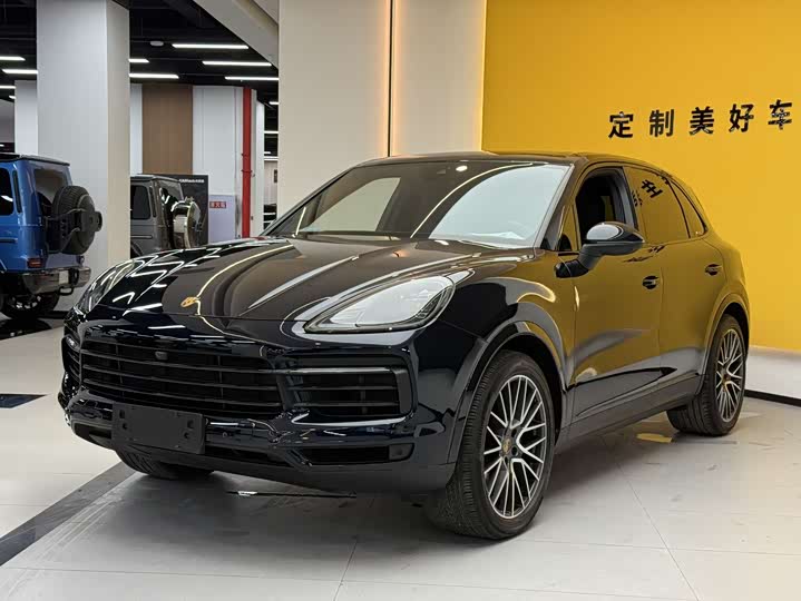 Фото 1 - Porsche Cayenne