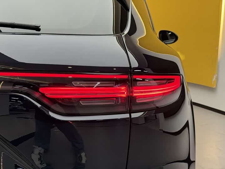 Фото 13 - Porsche Cayenne