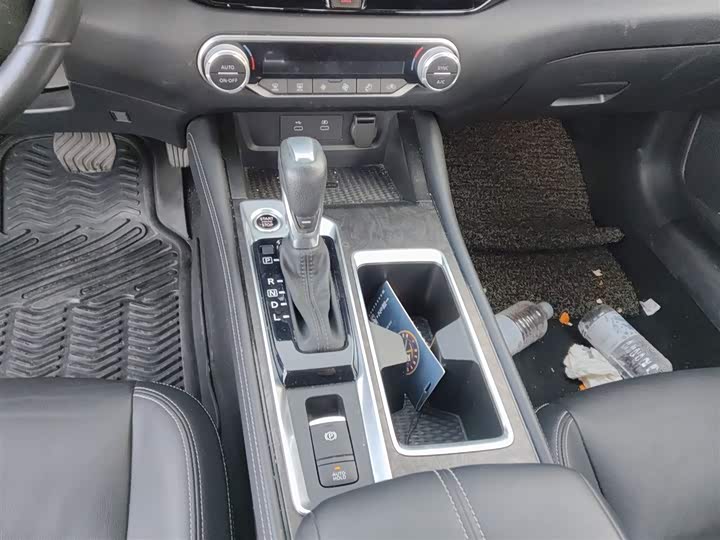 Фото 14 - Nissan Teana