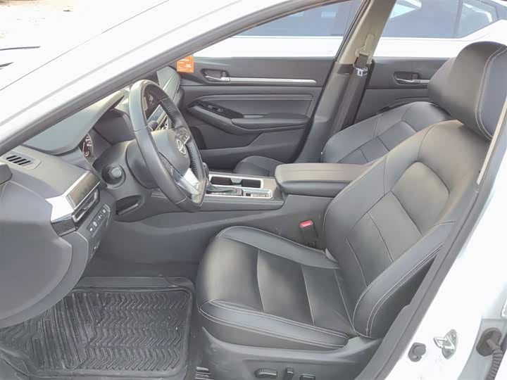 Фото 15 - Nissan Teana