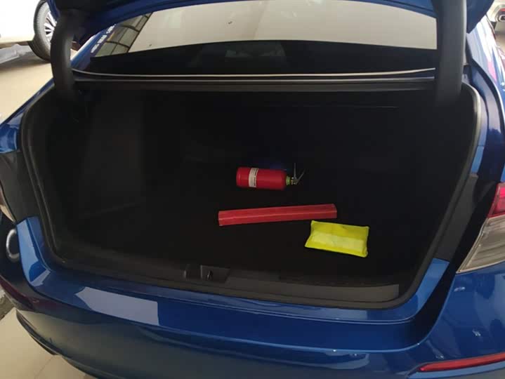 Фото 4 - Honda Civic