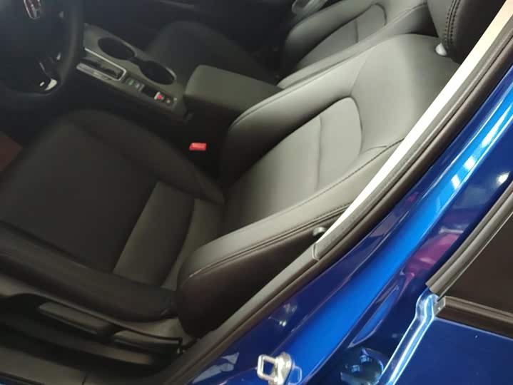 Фото 9 - Honda Civic