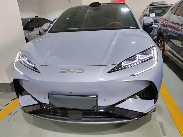 Фото 3 - BYD Sea Lion 07 EV