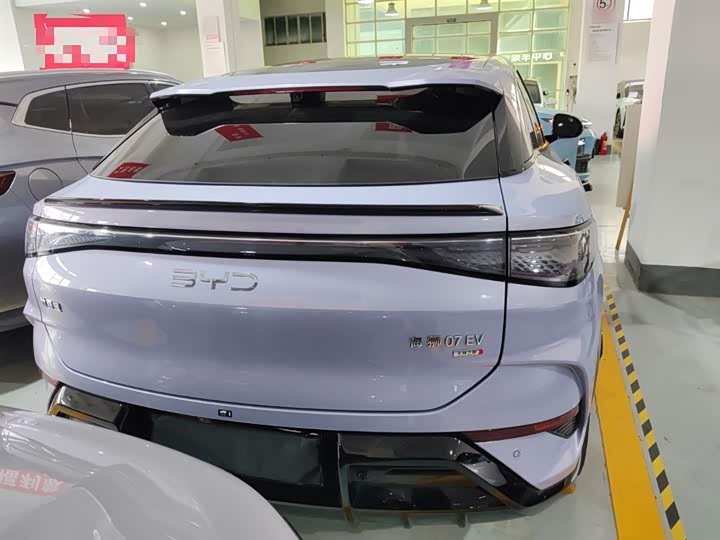 Фото 6 - BYD Sea Lion 07 EV