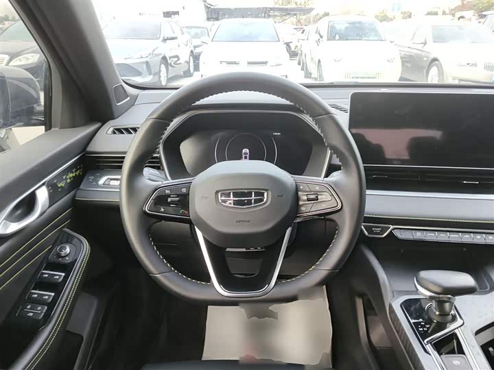 Фото 11 - Geely Preface